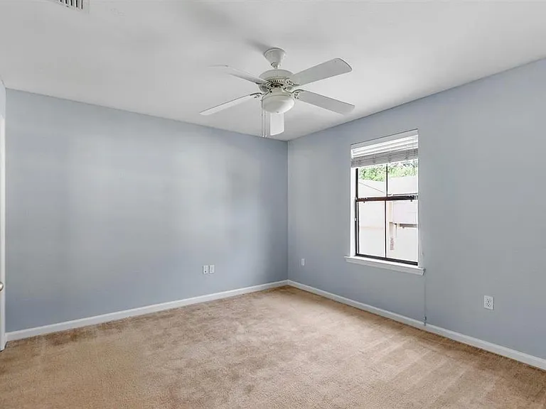 2307 Timber Oaks Ln — Photo 30