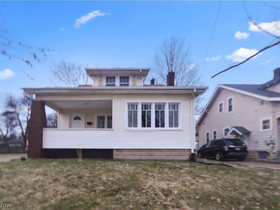 1st image of 120 Wychwood Ln