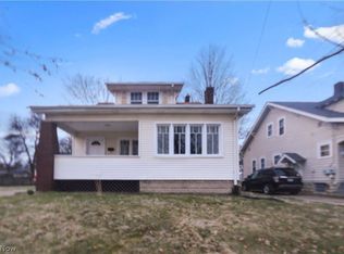 120 Wychwood Ln, Youngstown, OH