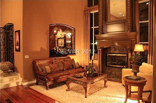 5th image of 808 Petit Chalet Ct