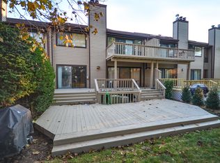 65 The Circle #65, Glen Head, NY 11545 | Zillow