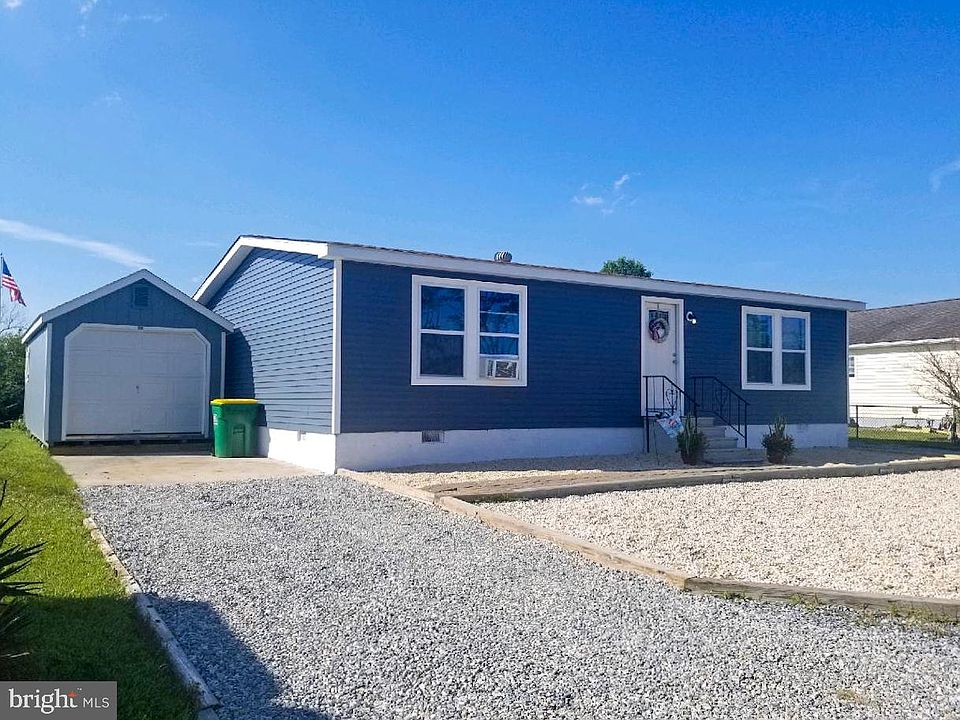 1st image of 35585 Sussex Ln #15395