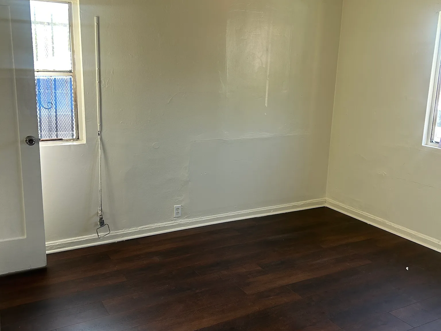 2 bed, 1000 sqft, $2,200 — Photo 2