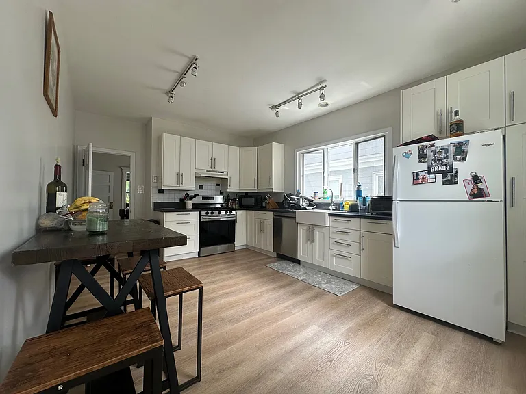 62 Bromfield Rd #2 — Photo 6