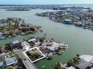 498 Crystal Dr, Madeira Beach, FL 33708