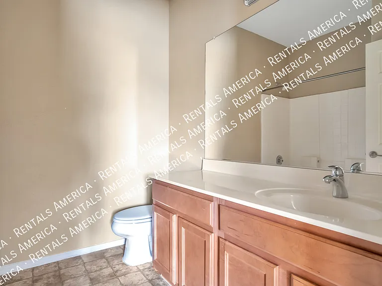4451 E Moreno Ct — Photo 12