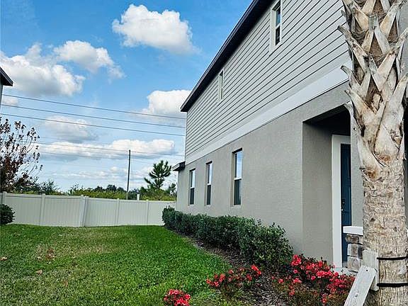 3rd image of 8271 Corner Pine Way