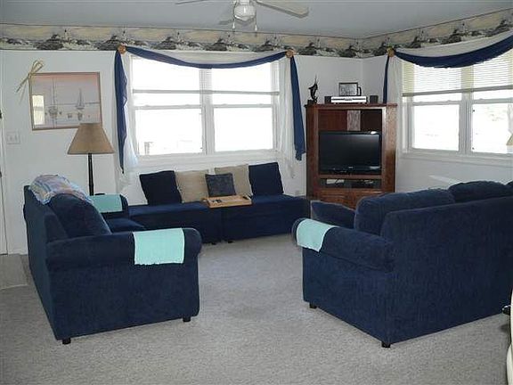 5th image of 7 Venice Ave