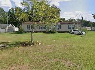 1008 Mouchet Cir, Starr, SC 29684