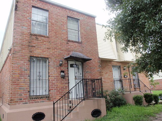 1st image of 560-62 Holmes Blvd