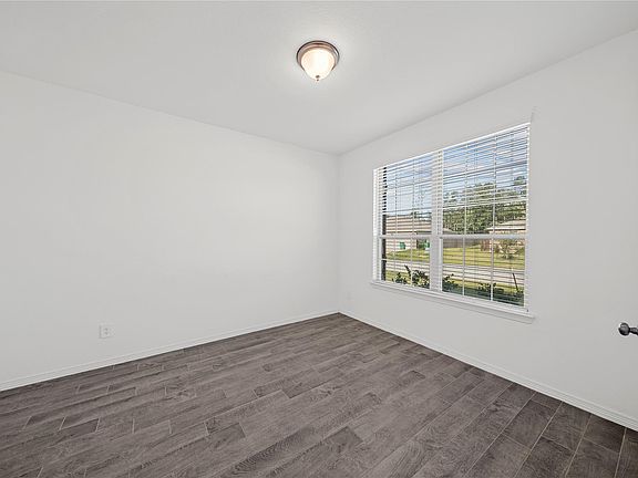 3rd image of 14450 Sunny Bend Way
