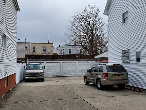 5th image of 7820 90th Ave #4