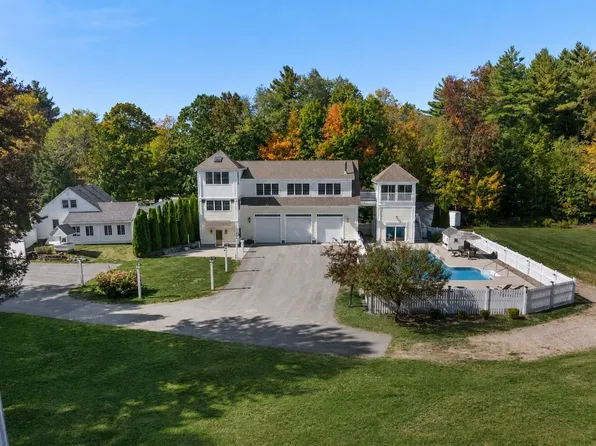 51 Pond Street, Newton, NH 03858