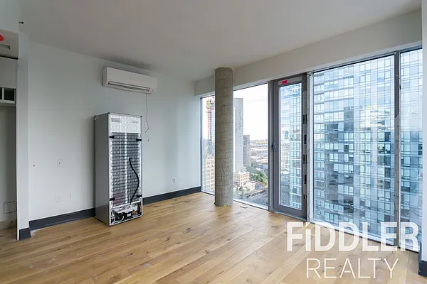 Rented by Fiddler Realty | media 90