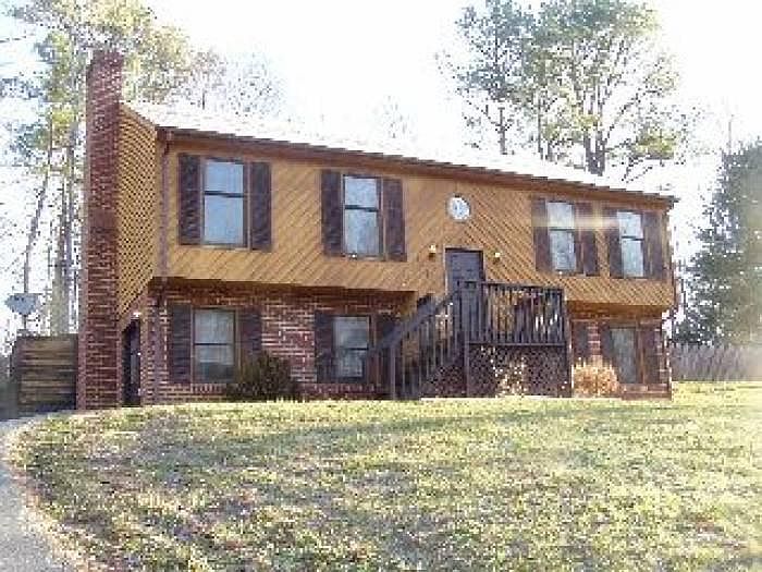 1st image of 209 Chadwick Dr
