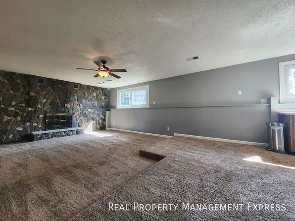 2800 W McClellan St APT 2, Sioux Falls, SD 57104