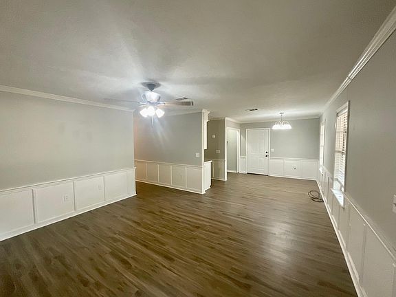 2nd image of 103 Cumberland Ct #B