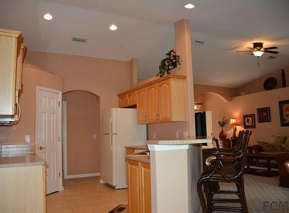 5th image of 10 Red Birch Ln