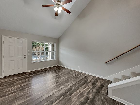 4th image of 2033 Calydon Ct