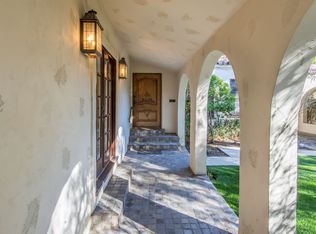 312 El Camino Dr, Beverly Hills, CA 90212