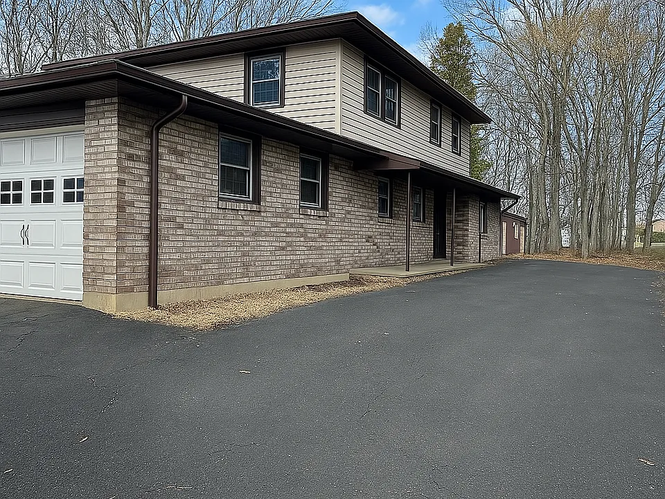 110 Pear Tree Ct