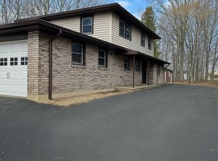 110 Pear Tree Ct, Bushkill, PA 18324