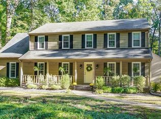 13507 Queensgate Rd, Midlothian, VA 23114