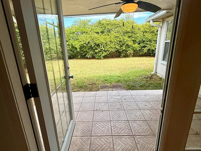 3150 Highland Grove Dr — Photo 24