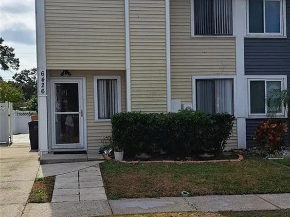 6426 Rockpointe Dr, Tampa, FL 33634