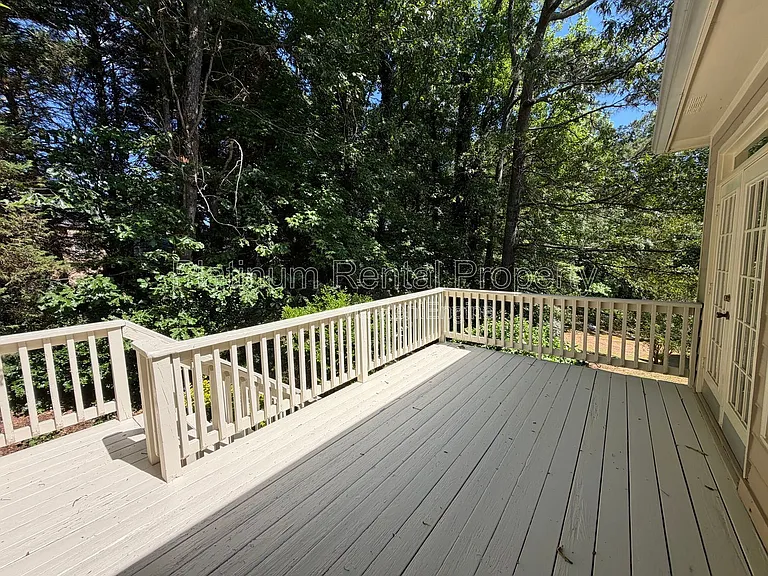 5975 Waterford Pl — Photo 34