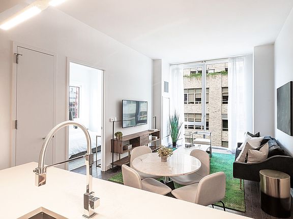 3rd image of 102 Charlton St #14B