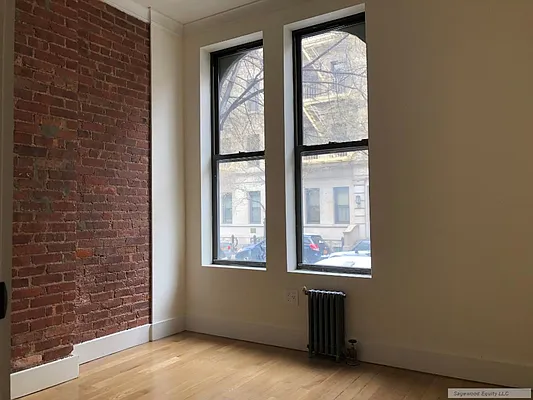 Rented by Sagewood Equity LLC | media 18