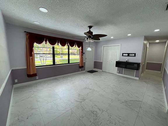 4th image of 9537 Saddlebrook Dr