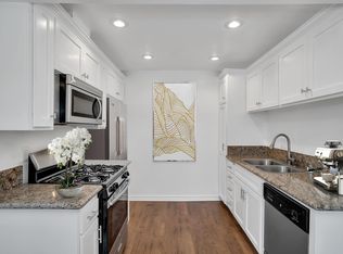 Florida Gardens, Huntington Beach, CA 92648