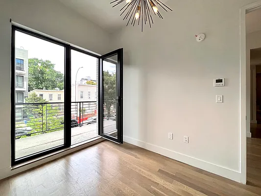 Rented by City Vista Inc | media 38