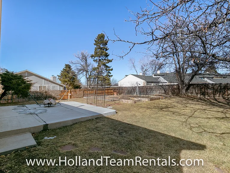 7112 S Franklin St — Photo 18