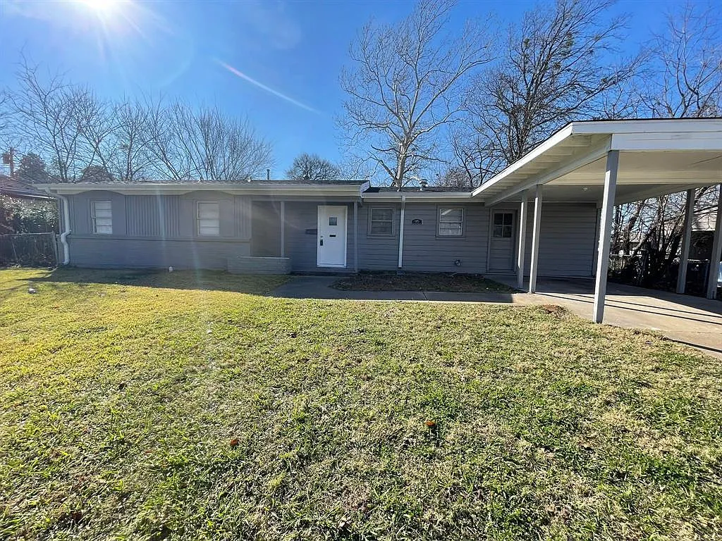 3 bed, 1312 sqft, $1,350 — Photo 4