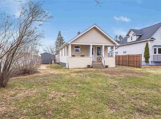 836 6th St, Proctor, MN 55810