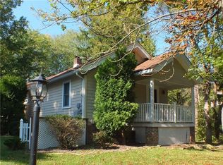 109 W Highland Rd, Northfield, OH 44067