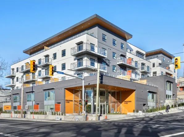 1102 Esquimalt Rd #A410, Esquimalt, BC V9A 3N3
