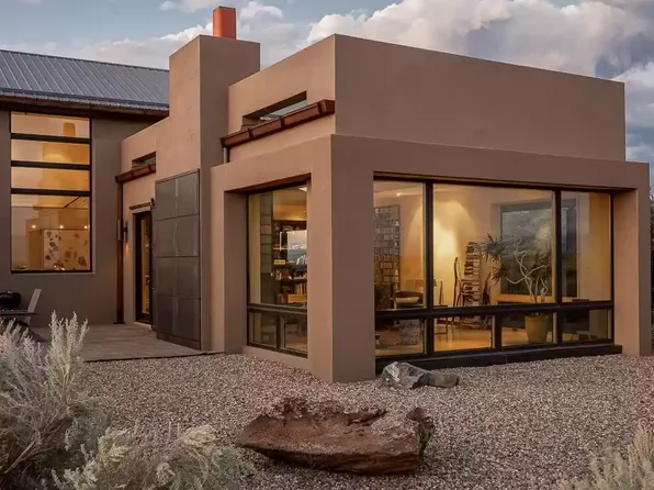 (undisclosed Address), Arroyo Hondo, NM 87513