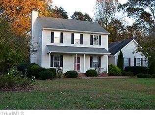 5305 Running Mead Rd, Pleasant Garden, NC 27313