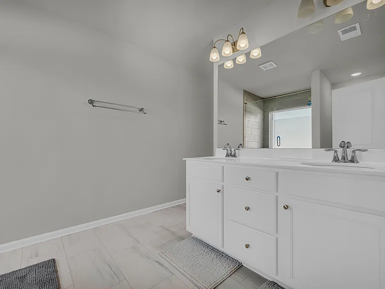 91 Regent Park — Photo 14
