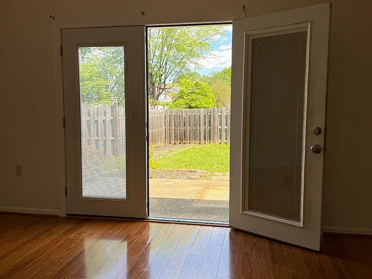 338 Nansemond St SE — Photo 7