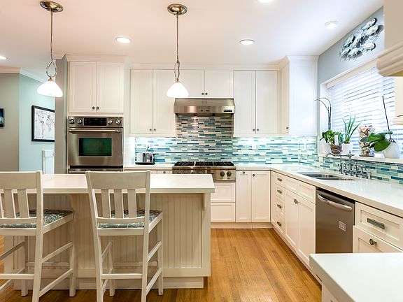 5th image of 2041 Los Amigos St
