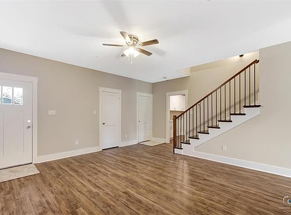 5th image of 206 Stone Cir