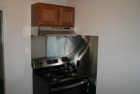 2505 Rose Dr — Photo 7