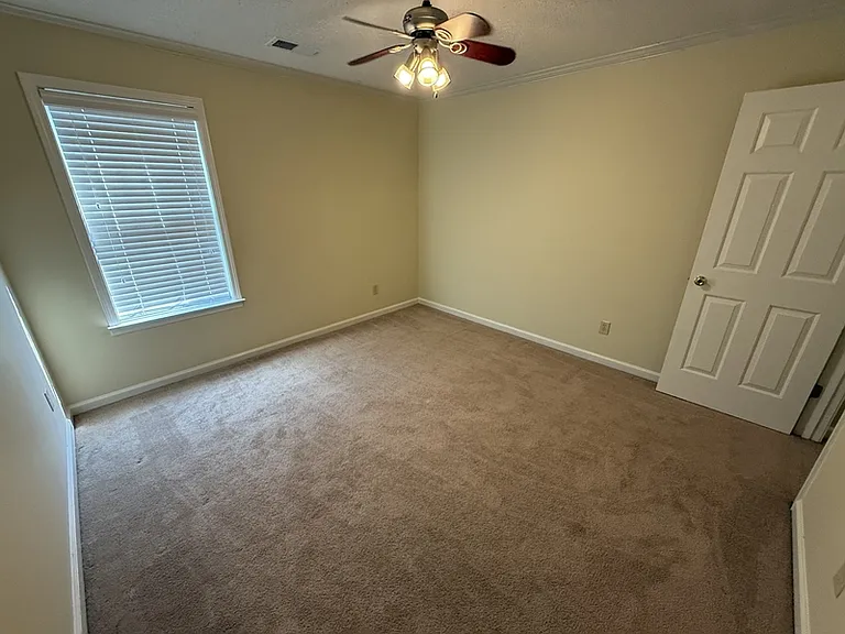 10011 Woodland Pine Cv W — Photo 32
