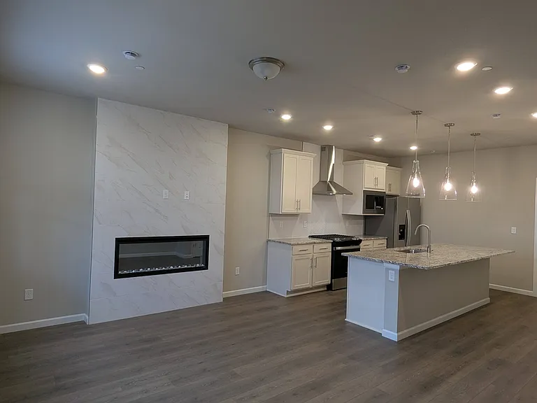2755 Bear Springs Cir — Photo 23