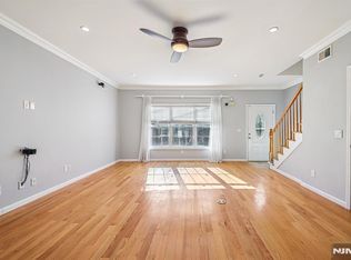 80 W 18th St, Weehawken, NJ 07086